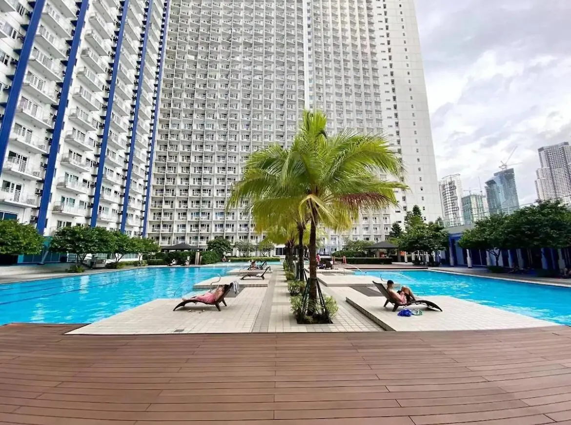 Charming 2 Bedroom Makati Condo Manila 0*,  Philippines